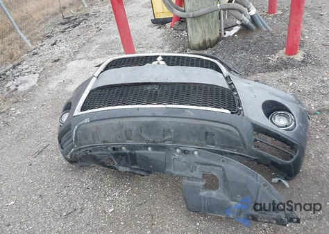 2010 Mitsubishi Outlander Xls z USA, uszkodzony, nr VIN JA4JS4AX4AZ002472